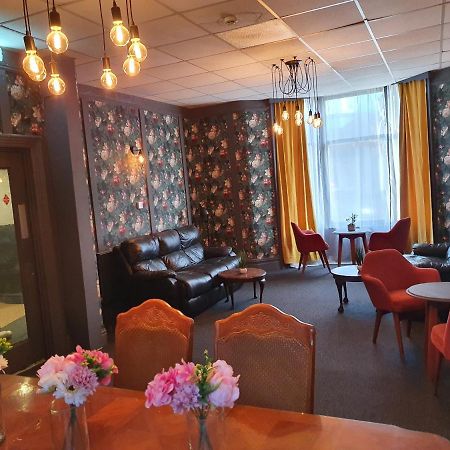 בלקפול Balkan Hotel מראה חיצוני תמונה