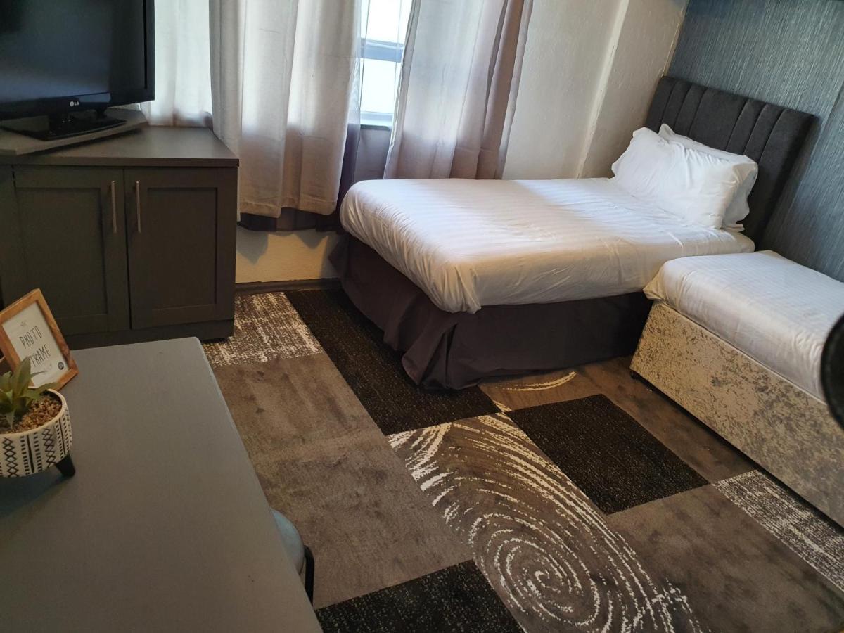 בלקפול Balkan Hotel מראה חיצוני תמונה
